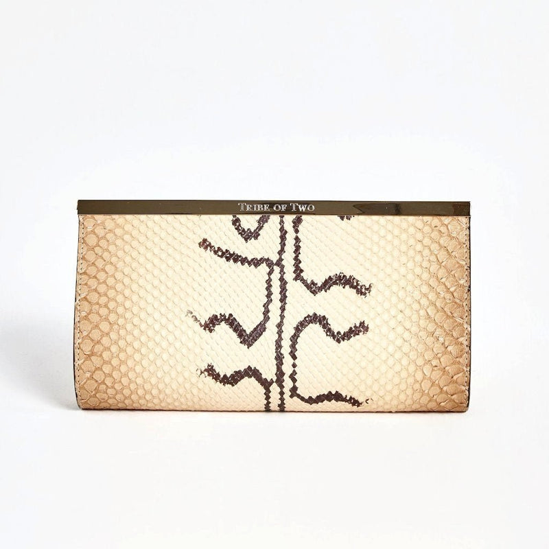 Evette <I>Maori</I>-Tribe of Two
