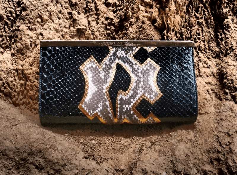 Evette   <I>Serpentine</I>-Tribe of Two
