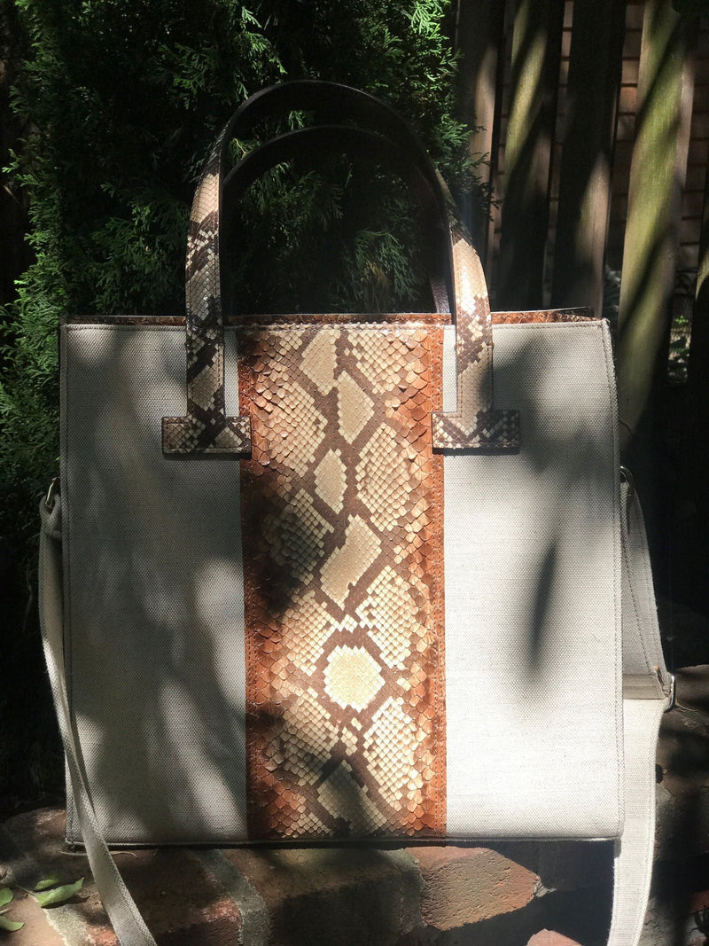 Python - Tote-Tribe of Two